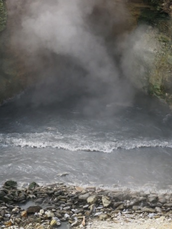 Dragron's Mouth Spring, Yellowstone, N.P.